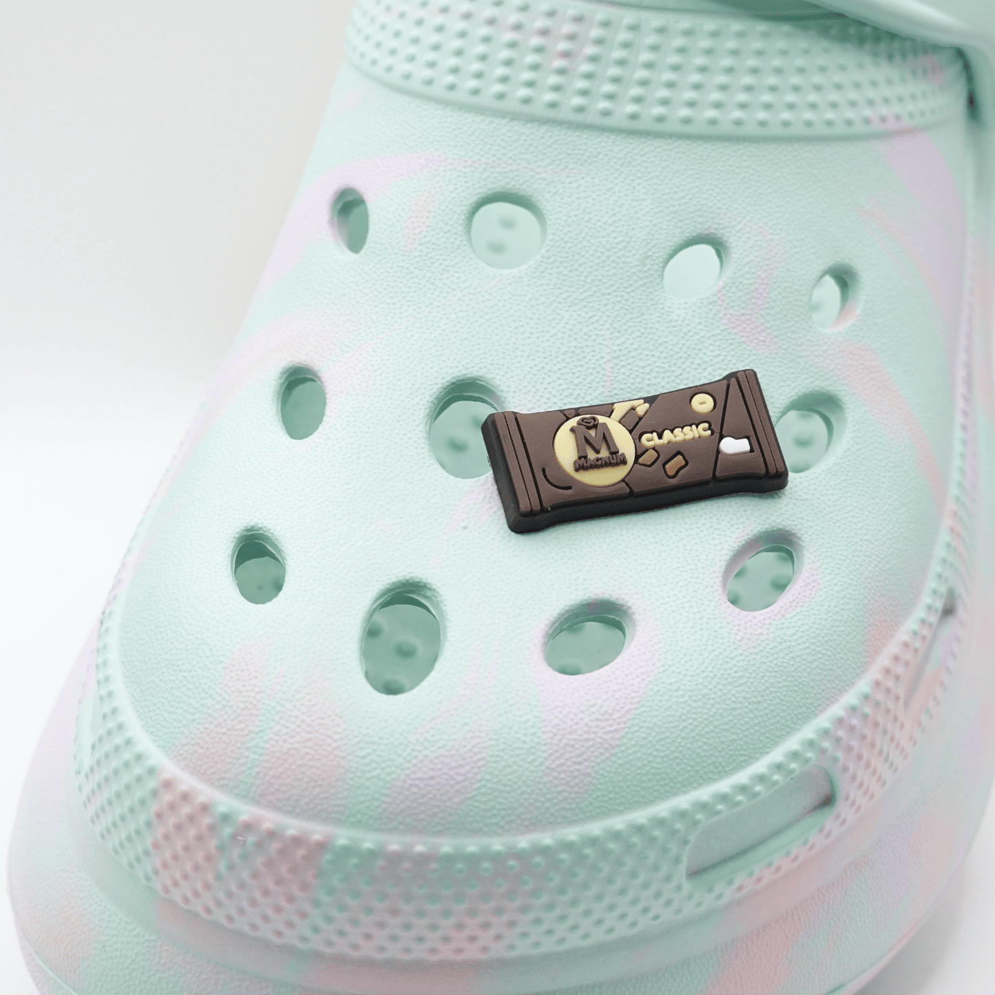 Magnum Classic Croc Charm